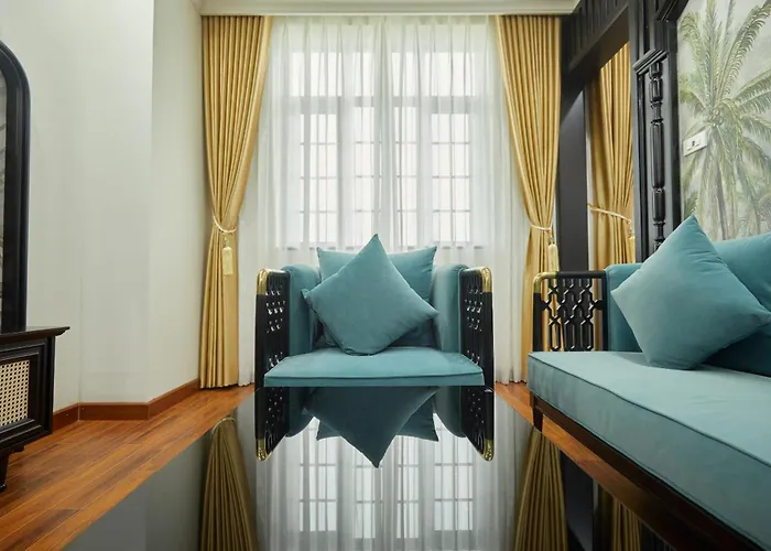 Union Inn+ Hạ Long