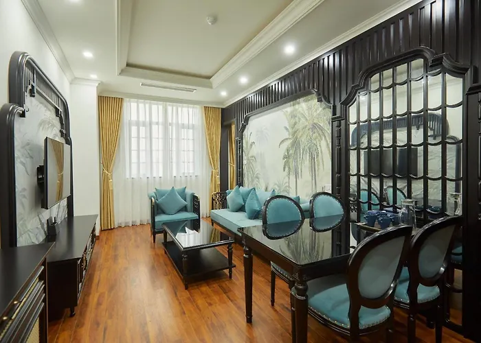 Union Inn+ Hạ Long